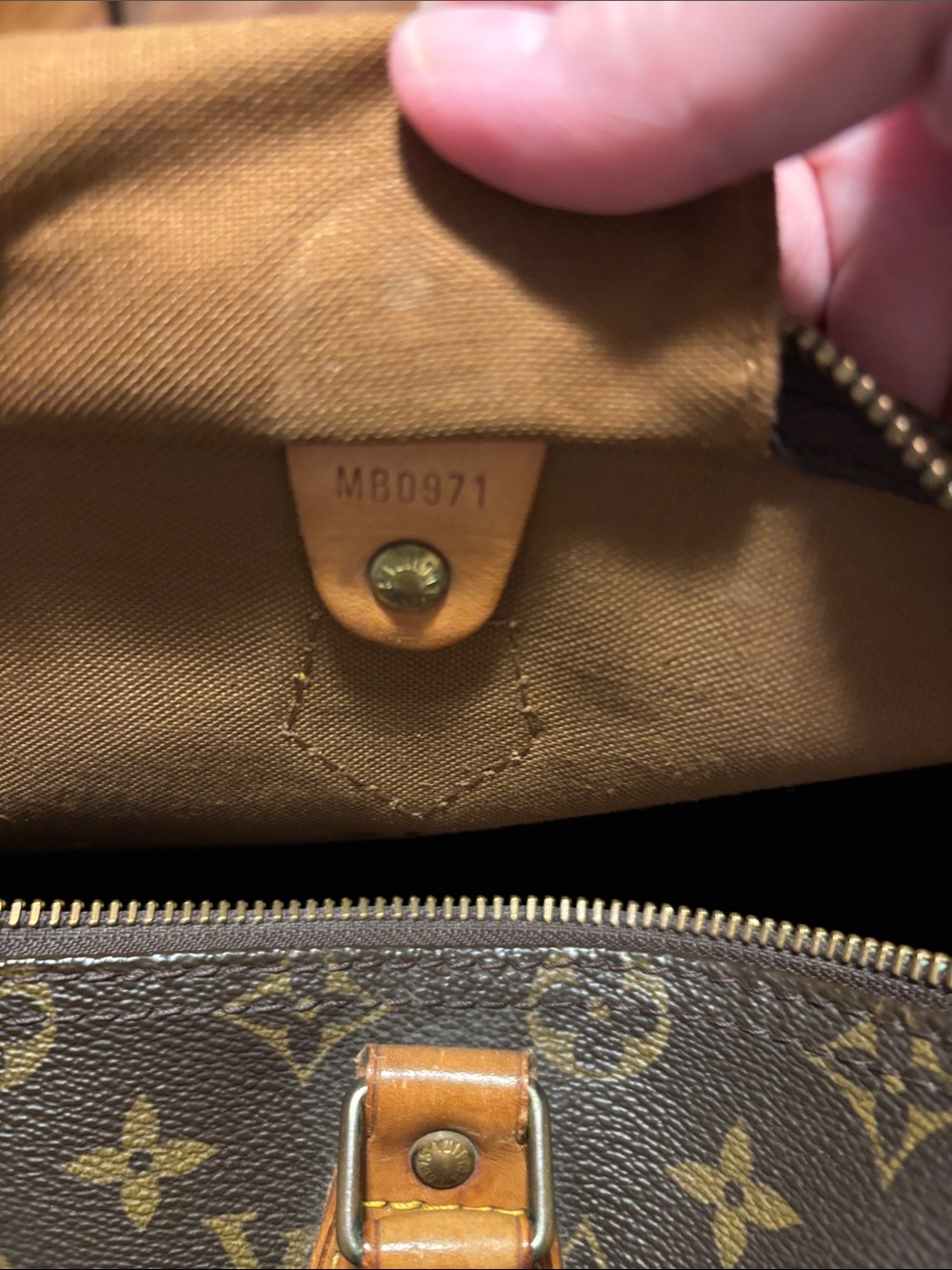 Louis Vuitton Monogram Canvas- Speedy 30 - Picture 12 of 15